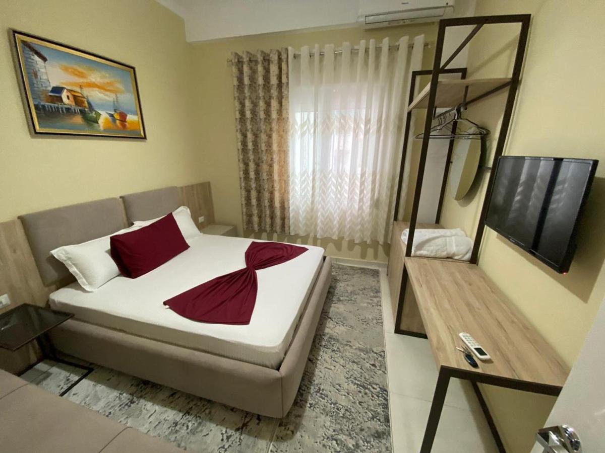 Kevin'S Lungomare Apartment Vlorë エクステリア 写真